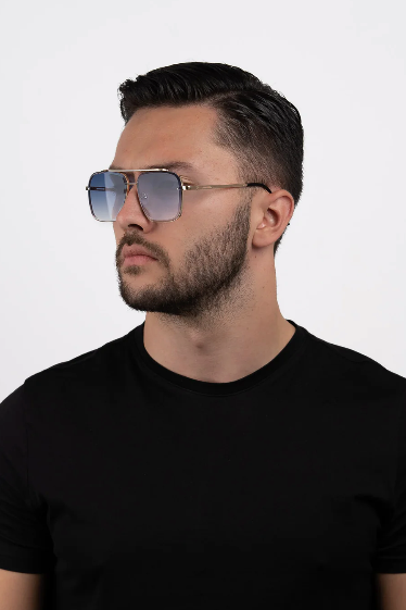 MAN